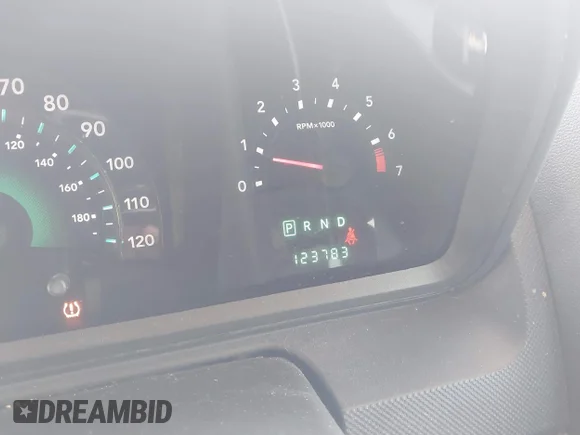✅ 2010 Dodge Journey SE • VIN: 3D4PG4FB1AT166190 • Lot: 45422075. Wystawiony na IAAI z przebiegiem 123 783 mil. Bezpłatny archiwum sprzedaży aukcyjnych z USA i szczegółowy raport historii pojazdu na DreamBid. Zdjęcie 7.