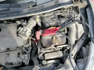 ✅ 2018 Nissan Sentra S • VIN: 3N1AB7APXJY327521 • Lot: 93219565. Wystawiony na Copart z przebiegiem 124 263 mil. Bezpłatny archiwum sprzedaży aukcyjnych z USA i szczegółowy raport historii pojazdu na DreamBid. Zdjęcie 13.