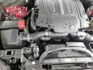 ✅ 2017 Jaguar F-Pace 35t R-Sport • VIN: SADCL2BV2HA490928 • Лот: 89738185. Опубликован ранее на Copart с пробегом 77 556 миль. Бесплатный доступ к архиву аукционных продаж из США и подробный отчёт об истории автомобиля на DreamBid. Изображение 15.