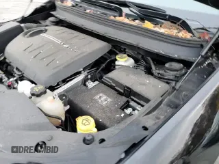 ✅ 2021 Jeep Cherokee 80th Anniversary • VIN: 1C4PJMMX0MD221882 • Lot: 92327225. Wystawiony na Copart z przebiegiem 52 114 mil. Bezpłatny archiwum sprzedaży aukcyjnych z USA i szczegółowy raport historii pojazdu na DreamBid. Zdjęcie 16.