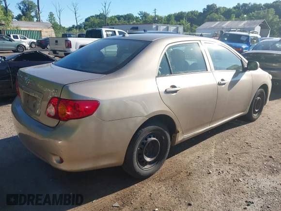 ✅ 2009 Toyota Corolla LE • VIN: 1NXBU40E79Z062772 • Лот: 45393113. Опубліковано раніше на IAAI з пробігом 201 398 миль. Безкоштовний доступ до архіву аукціонних продажів зі США та докладний звіт про історію автомобіля на DreamBid. Зображення 4.