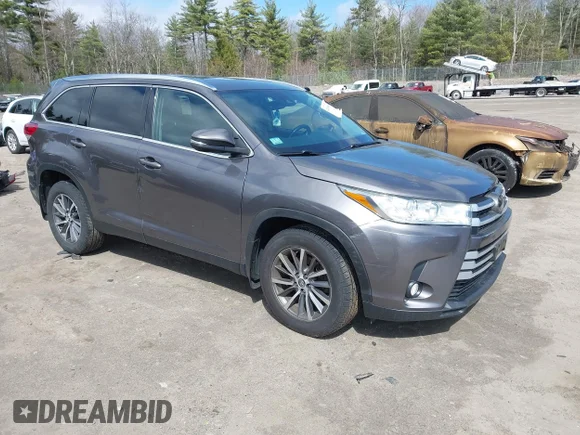 ✅ 2019 Toyota Highlander XLE • VIN: 5TDJZRFHXKS926966 • Lot: 44760686. Listed on IAAI with 155,384 mi. Free auction sales archive from the USA and detailed vehicle history report at DreamBid. Image 1.