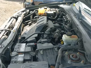 ✅ 2005 Mazda Tribute S • VIN: 4F2CZ96165KM22454 • Lot: 43155521. Listed on IAAI with 179,046 mi. Free auction sales archive from the USA and detailed vehicle history report at DreamBid. Image 19.