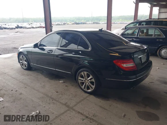 ✅ 2013 Mercedes-Benz C 300 Luxury • VIN: WDDGF8AB0DR262121 • Lot: 45192972. Listed on IAAI with 170,179 mi. Free auction sales archive from the USA and detailed vehicle history report at DreamBid. Image 3.