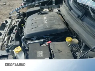 ✅ 2015 Jeep Cherokee Latitude • VIN: 1C4PJMCS1FW755843 • Lot: 42856963. Wystawiony na IAAI z przebiegiem 133 709 mil. Bezpłatny archiwum sprzedaży aukcyjnych z USA i szczegółowy raport historii pojazdu na DreamBid. Zdjęcie 19.