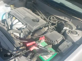 ✅ 2001 Toyota Corolla LE • VIN: 2T1BR12E01C504200 • Lot: 43616893. Listed on IAAI with 79,975 mi. Free auction sales archive from the USA and detailed vehicle history report at DreamBid. Image 13.