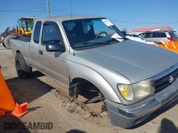 ✅ 2000 Toyota Tacoma • VIN: 5TEWM72N8YZ685490 • Lot: 41938731. Wystawiony na IAAI z przebiegiem 222 785 mil. Bezpłatny archiwum sprzedaży aukcyjnych z USA i szczegółowy raport historii pojazdu na DreamBid. Zdjęcie 6.