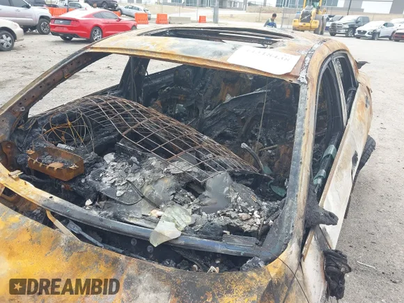 ✅ 2021 Hyundai Elantra Limited • VIN: KMHLN4AJ4MU011736 • Lot: 44318438. Wystawiony na IAAI z przebiegiem Nie podano. Bezpłatny archiwum sprzedaży aukcyjnych z USA i szczegółowy raport historii pojazdu na DreamBid. Zdjęcie 7.