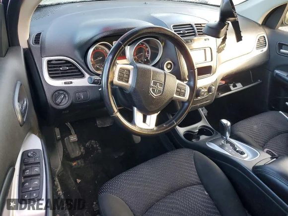 ✅ 2019 Dodge Journey SE • VIN: 3C4PDCBB0KT857170 • Лот: 76946655. Опубликован ранее на Copart с пробегом 107 834 миль. Бесплатный доступ к архиву аукционных продаж из США и подробный отчёт об истории автомобиля на DreamBid. Изображение 8.