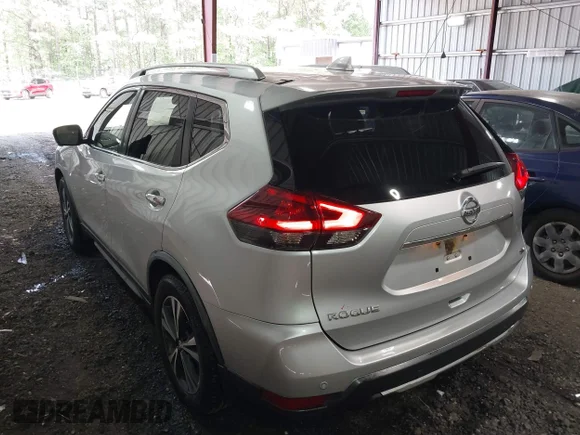✅ 2019 Nissan Rogue SV • VIN: JN8AT2MT3KW501545 • Lot: 44865460. Wystawiony na IAAI z przebiegiem 274 553 mil. Bezpłatny archiwum sprzedaży aukcyjnych z USA i szczegółowy raport historii pojazdu na DreamBid. Zdjęcie 3.