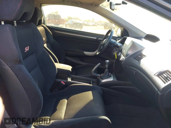 ✅ 2011 Honda Civic Si • VIN: 2HGFG2A57BH700416 • Lot: 43194310. Wystawiony na IAAI z przebiegiem 156 859 mil. Bezpłatny archiwum sprzedaży aukcyjnych z USA i szczegółowy raport historii pojazdu na DreamBid. Zdjęcie 5.