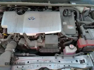 ✅ 2019 Toyota Prius XLE • VIN: JTDKARFU6K3090826 • Lot: 90493425. Listed on Copart with 51,280 mi. Free auction sales archive from the USA and detailed vehicle history report at DreamBid. Image 14.