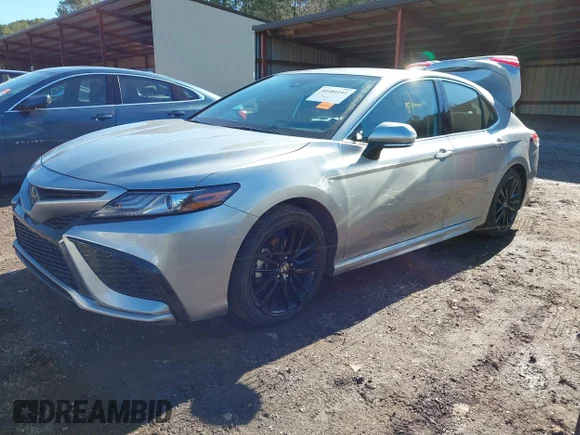 ✅ 2024 Toyota Camry XSE • VIN: 4T1K61AK3RU223941 • Lot: 44184141. Wystawiony na IAAI z przebiegiem 53 599 mil. Bezpłatny archiwum sprzedaży aukcyjnych z USA i szczegółowy raport historii pojazdu na DreamBid. Zdjęcie 2.
