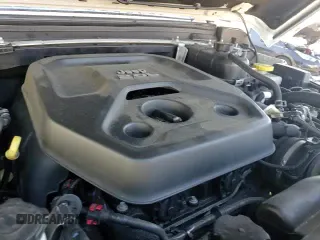 ✅ 2018 Jeep Wrangler Unlimited Sahara • VIN: 1C4HJXEN8JW222703 • Lot: 81207885. Wystawiony na Copart z przebiegiem 97 574 mil. Bezpłatny archiwum sprzedaży aukcyjnych z USA i szczegółowy raport historii pojazdu na DreamBid. Zdjęcie 15.