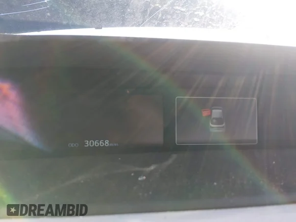 ✅ 2022 Toyota Prius XLE • VIN: JTDL9MFU8N3041230 • Lot: 44676816. Wystawiony na IAAI z przebiegiem 30 668 mil. Bezpłatny archiwum sprzedaży aukcyjnych z USA i szczegółowy raport historii pojazdu na DreamBid. Zdjęcie 7.