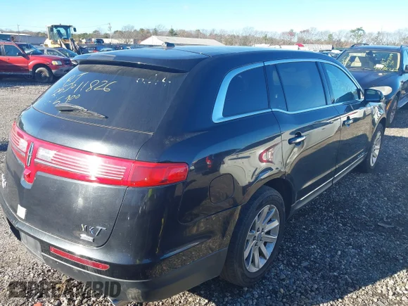 ✅ 2014 Lincoln MKT • VIN: 2LMHJ5NK0EBL52296 • Лот: 43786318. Опубликован ранее на IAAI с пробегом Не указан. Бесплатный доступ к архиву аукционных продаж из США и подробный отчёт об истории автомобиля на DreamBid. Изображение 4.