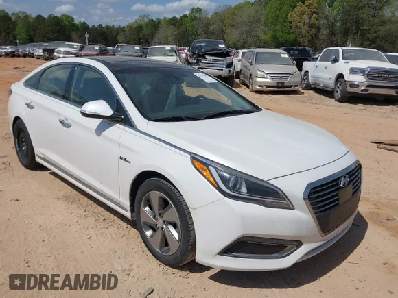 ✅ 2016 Hyundai Sonata Limited • VIN: KMHE34L1XGA017168 • Lot: 44792587. Listed on IAAI with 118,296 mi. Free auction sales archive from the USA and detailed vehicle history report at DreamBid. Image 1.