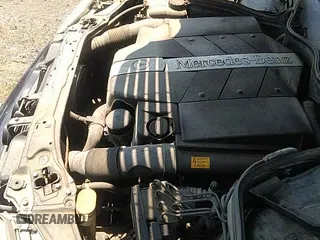 ✅ 2002 Mercedes-Benz C 230/260/280/320 • VIN: WDBRF61J22F227883 • Lot: 39759606. Wystawiony na IAAI z przebiegiem 188 665 mil. Bezpłatny archiwum sprzedaży aukcyjnych z USA i szczegółowy raport historii pojazdu na DreamBid. Zdjęcie 12.