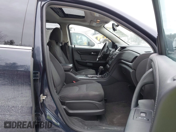 ✅ 2017 Chevrolet Traverse LT • VIN: 1GNKVGKD3HJ264782 • Lot: 44115241. Wystawiony na IAAI z przebiegiem 118 304 mil. Bezpłatny archiwum sprzedaży aukcyjnych z USA i szczegółowy raport historii pojazdu na DreamBid. Zdjęcie 5.
