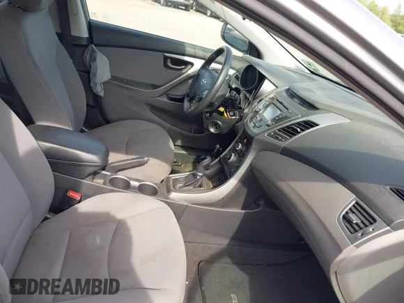 ✅ 2014 Hyundai Elantra SE • VIN: KMHDH4AE3EU117370 • Lot: 44870143. Wystawiony na IAAI z przebiegiem 153 874 mil. Bezpłatny archiwum sprzedaży aukcyjnych z USA i szczegółowy raport historii pojazdu na DreamBid. Zdjęcie 5.