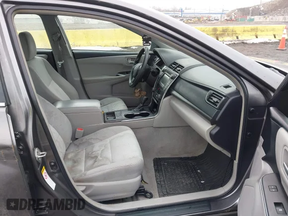 ✅ 2016 Toyota Camry LE • VIN: 4T1BD1FK1GU183791 • Lot: 44383642. Wystawiony na IAAI z przebiegiem 297 097 mil. Bezpłatny archiwum sprzedaży aukcyjnych z USA i szczegółowy raport historii pojazdu na DreamBid. Zdjęcie 5.