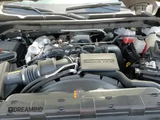 ✅ 2025 GMC Sierra 2500HD Denali Ultimate • VIN: 1GT4UXEY7SF194913 • Lot: 56927885. Wystawiony na Copart z przebiegiem 4 755 mil. Bezpłatny archiwum sprzedaży aukcyjnych z USA i szczegółowy raport historii pojazdu na DreamBid. Zdjęcie 14.