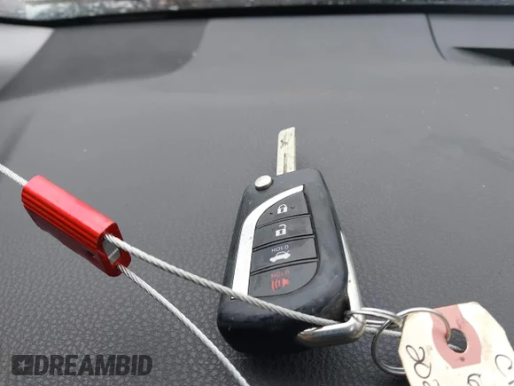 ✅ 2020 Toyota Camry SE • VIN: 4T1G11AK8LU961343 • Lot: 44800219. Wystawiony na IAAI z przebiegiem 211 335 mil. Bezpłatny archiwum sprzedaży aukcyjnych z USA i szczegółowy raport historii pojazdu na DreamBid. Zdjęcie 11.