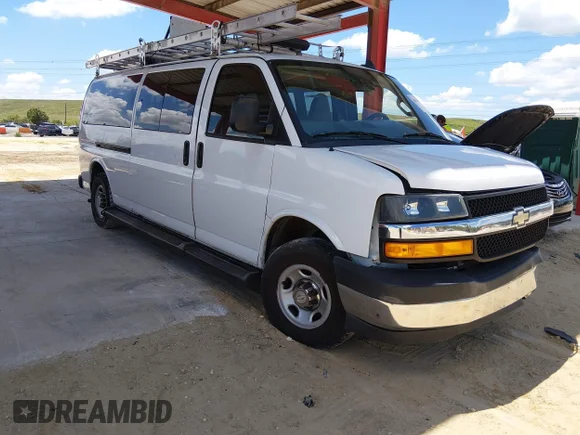 ✅ 2019 Chevrolet Express Passenger LT • VIN: 1GAZGPFP4K1145998 • Лот: 44886592. Опубликован ранее на IAAI с пробегом 138 797 миль. Бесплатный доступ к архиву аукционных продаж из США и подробный отчёт об истории автомобиля на DreamBid. Изображение 1.