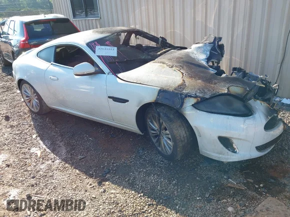 ✅ 2012 Jaguar XK • VIN: SAJWA4FB4CLB48330 • Лот: 42641553. Опубліковано раніше на IAAI з пробігом 79 000 миль. Безкоштовний доступ до архіву аукціонних продажів зі США та докладний звіт про історію автомобіля на DreamBid. Зображення 1.