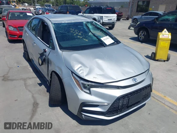 ✅ 2026 Toyota Corolla SE • VIN: 5YFS4MCE5TP259654 • Lot: 45225982. Wystawiony na IAAI z przebiegiem 1 954 mil. Bezpłatny archiwum sprzedaży aukcyjnych z USA i szczegółowy raport historii pojazdu na DreamBid. Zdjęcie 6.