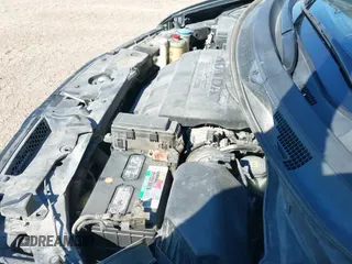 ✅ 2015 Honda Odyssey Touring Elite • VIN: 5FNRL5H96FB062463 • Lot: 43565087. Listed on IAAI with 271,426 mi. Free auction sales archive from the USA and detailed vehicle history report at DreamBid. Image 19.