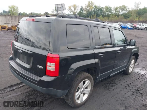 ✅ 2011 Jeep Patriot Latitude • VIN: 1J4NF1GBXBD212718 • Lot: 43290839. Wystawiony na IAAI z przebiegiem 141 607 mil. Bezpłatny archiwum sprzedaży aukcyjnych z USA i szczegółowy raport historii pojazdu na DreamBid. Zdjęcie 4.