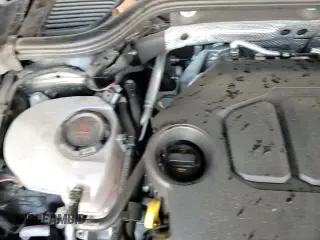 ✅ 2022 Volkswagen Golf GTI SE • VIN: WVWS87CD8NW125969 • Лот: 42139715. Опубликован ранее на Copart с пробегом 40 504 миль. Бесплатный доступ к архиву аукционных продаж из США и подробный отчёт об истории автомобиля на DreamBid. Изображение 15.