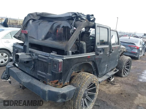 ✅ 2007 Jeep Wrangler Unlimited Sahara • VIN: 1J4GA59137L168996 • Лот: 44390879. Опубликован ранее на IAAI с пробегом 208 313 миль. Бесплатный доступ к архиву аукционных продаж из США и подробный отчёт об истории автомобиля на DreamBid. Изображение 4.