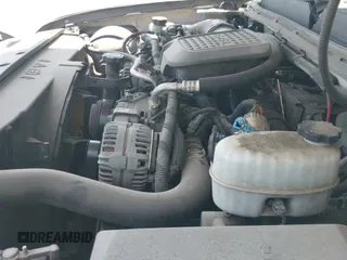 ✅ 2008 Chevrolet Silverado 2500HD • VIN: 1GBHC24678E203913 • Лот: 43038814. Опубликован ранее на IAAI с пробегом 178 031 миль. Бесплатный доступ к архиву аукционных продаж из США и подробный отчёт об истории автомобиля на DreamBid. Изображение 12.