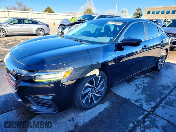 ✅ 2019 Honda Insight Touring • VIN: 19XZE4F95KE000088 • Lot: 75985095. Wystawiony na Copart z przebiegiem 168 265 mil. Bezpłatny archiwum sprzedaży aukcyjnych z USA i szczegółowy raport historii pojazdu na DreamBid. Zdjęcie 1.