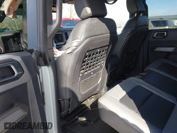 ✅ 2022 Ford Bronco • VIN: 1FMEE5DH4NLB88639 • Лот: 41597123. Опубліковано раніше на IAAI з пробігом 31 897 миль. Безкоштовний доступ до архіву аукціонних продажів зі США та докладний звіт про історію автомобіля на DreamBid. Зображення 8.