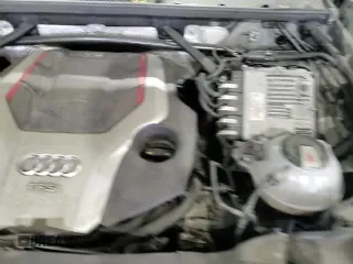 ✅ 2019 Audi SQ5 Premium Plus • VIN: WA1B4AFY9K2003108 • Лот: 69601955. Опубликован ранее на Copart с пробегом 100 693 миль. Бесплатный доступ к архиву аукционных продаж из США и подробный отчёт об истории автомобиля на DreamBid. Изображение 17.