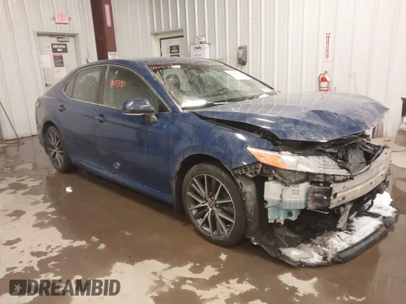 ✅ 2023 Toyota Camry Hybrid XLE • VIN: 4T1F31AK4PU048719 • Lot: 44033190. Wystawiony na IAAI z przebiegiem 133 177 mil. Bezpłatny archiwum sprzedaży aukcyjnych z USA i szczegółowy raport historii pojazdu na DreamBid. Zdjęcie 1.
