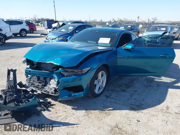 ✅ 2026 Ford Mustang EcoBoost • VIN: 1FA6P8TH8T5101435 • Lot: 44582709. Wystawiony na IAAI z przebiegiem 821 mil. Bezpłatny archiwum sprzedaży aukcyjnych z USA i szczegółowy raport historii pojazdu na DreamBid. Zdjęcie 2.