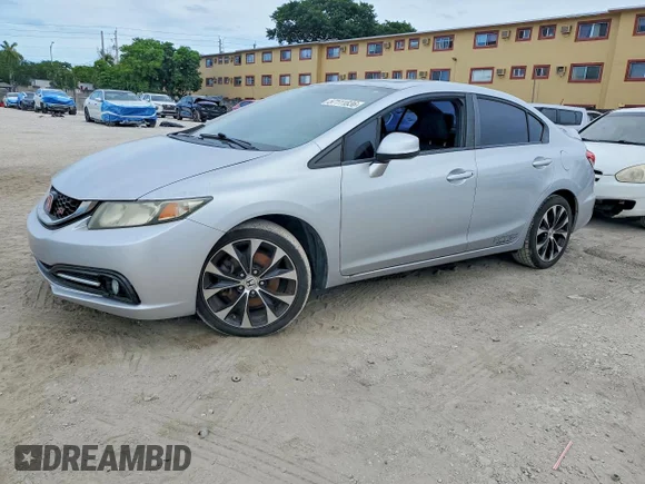 ✅ 2013 Honda Civic Si • VIN: 2HGFB6E55DH708842 • Lot: 57111836. Wystawiony na Copart z przebiegiem 135 424 mil. Bezpłatny archiwum sprzedaży aukcyjnych z USA i szczegółowy raport historii pojazdu na DreamBid. Zdjęcie 1.