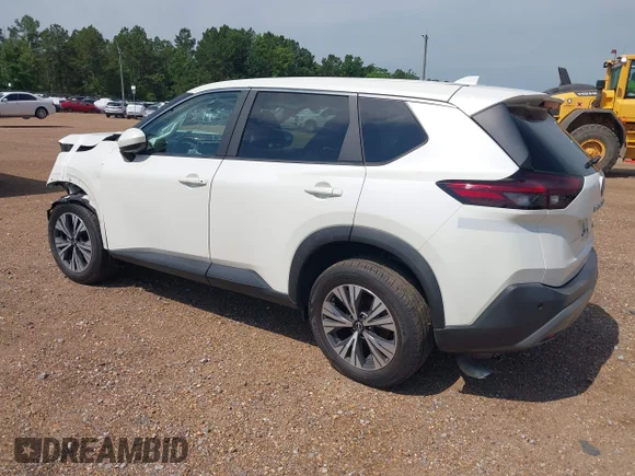 ✅ 2023 Nissan Rogue SV • VIN: 5N1BT3BAXPC794677 • Lot: 45032512. Wystawiony na IAAI z przebiegiem 152 496 mil. Bezpłatny archiwum sprzedaży aukcyjnych z USA i szczegółowy raport historii pojazdu na DreamBid. Zdjęcie 3.