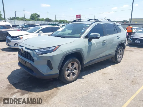 ✅ 2022 Toyota RAV4 XLE • VIN: 2T3W1RFV3NW225367 • Lot: 44999287. Wystawiony na IAAI z przebiegiem 31 991 mil. Bezpłatny archiwum sprzedaży aukcyjnych z USA i szczegółowy raport historii pojazdu na DreamBid. Zdjęcie 2.