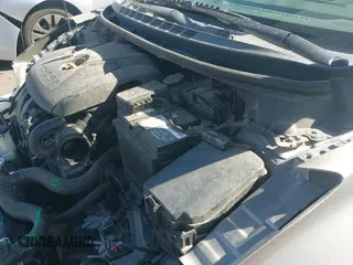 ✅ 2014 Hyundai Elantra SE • VIN: 5NPDH4AE0EH514002 • Lot: 43194245. Listed on IAAI with 125,888 mi. Free auction sales archive from the USA and detailed vehicle history report at DreamBid. Image 13.