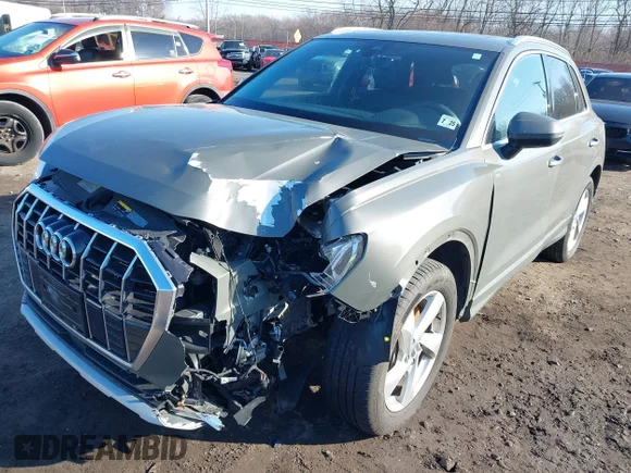 ✅ 2020 Audi Q3 Premium Plus • VIN: WA1BECF37L1103809 • Lot: 41641497. Wystawiony na IAAI z przebiegiem 41 145 mil. Bezpłatny archiwum sprzedaży aukcyjnych z USA i szczegółowy raport historii pojazdu na DreamBid. Zdjęcie 6.