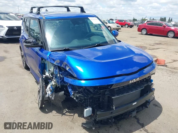 ✅ 2023 Kia Soul GT-Line • VIN: KNDJ53AU6P7205963 • Лот: 45243112. Опубліковано раніше на IAAI з пробігом 13 893 миль. Безкоштовний доступ до архіву аукціонних продажів зі США та докладний звіт про історію автомобіля на DreamBid. Зображення 1.