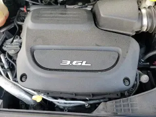 ✅ 2017 Chrysler Pacifica LX • VIN: 2C4RC1CG6HR703701 • Lot: 86210865. Wystawiony na Copart z przebiegiem 88 128 mil. Bezpłatny archiwum sprzedaży aukcyjnych z USA i szczegółowy raport historii pojazdu na DreamBid. Zdjęcie 14.