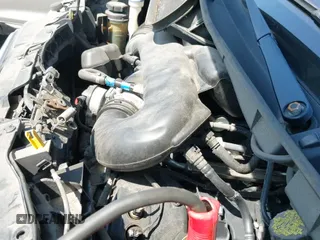 ✅ 2019 Ford Transit • VIN: 1FTYE1YM3KKA83478 • Lot: 42856064. Listed on IAAI with 37,940 mi. Free auction sales archive from the USA and detailed vehicle history report at DreamBid. Image 17.