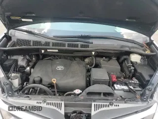 ✅ 2020 Toyota Sienna XLE • VIN: 5TDDZ3DC0LS229910 • Lot: 69244005. Wystawiony na Copart z przebiegiem 47 300 mil. Bezpłatny archiwum sprzedaży aukcyjnych z USA i szczegółowy raport historii pojazdu na DreamBid. Zdjęcie 14.