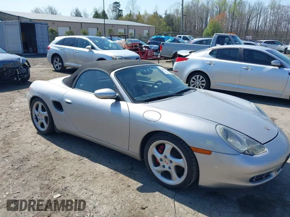 ✅ 2002 Porsche Boxster S • VIN: WP0CB29892U663008 • Lot: 44747640. Wystawiony na IAAI z przebiegiem 83 821 mil. Bezpłatny archiwum sprzedaży aukcyjnych z USA i szczegółowy raport historii pojazdu na DreamBid. Zdjęcie 1.